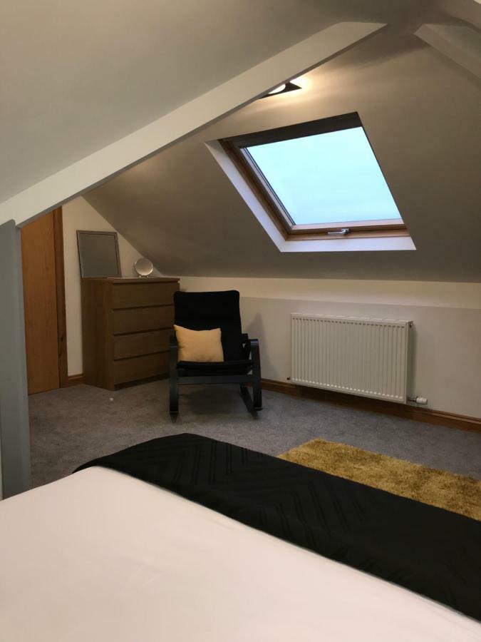 Mooredge B&B Уитби Екстериор снимка